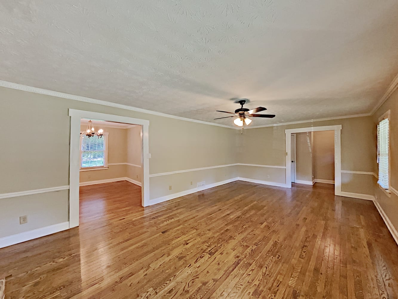 4010 Derby Dr, Cumming photo 6