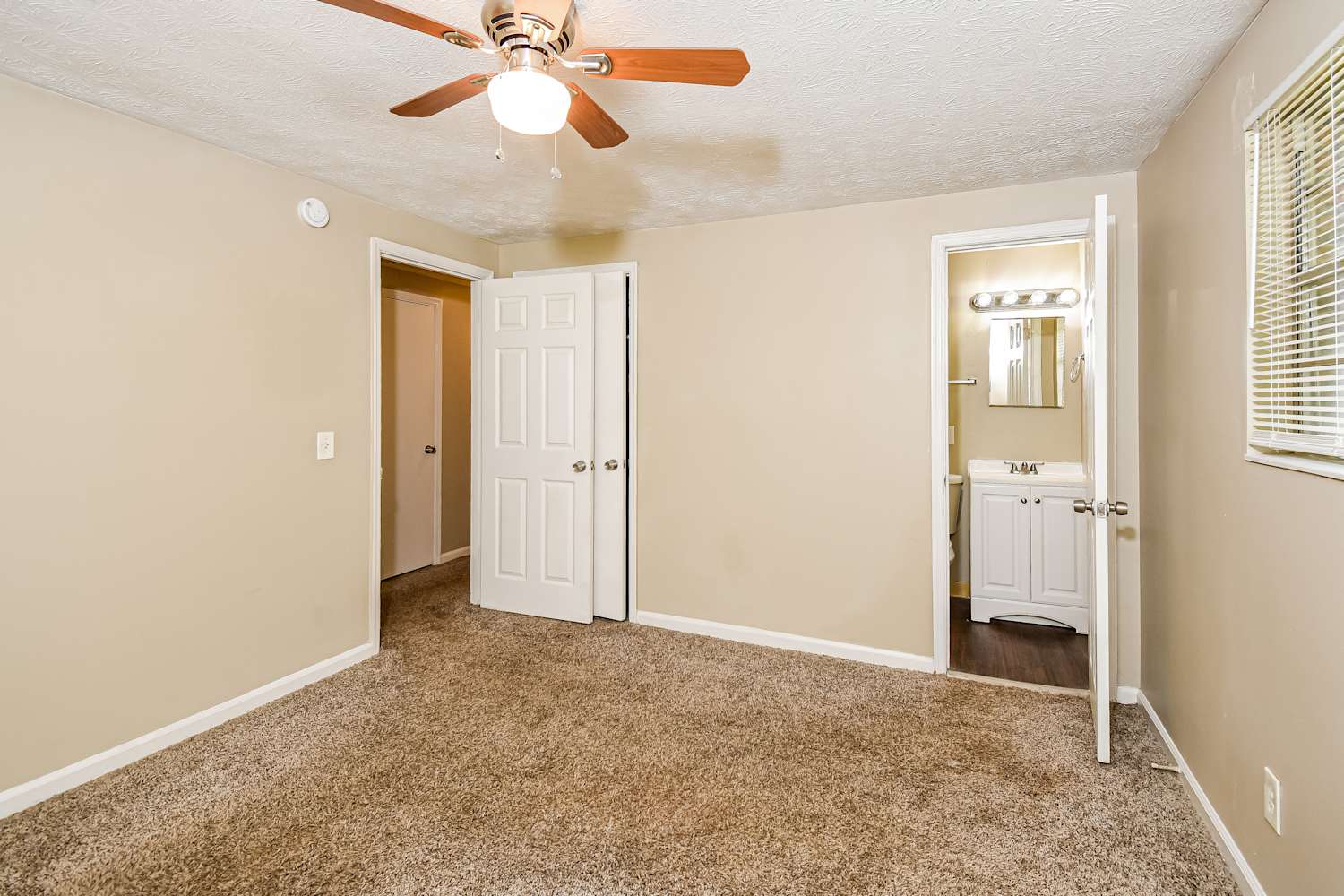 4021 Nations Dr, Douglasville photo 9