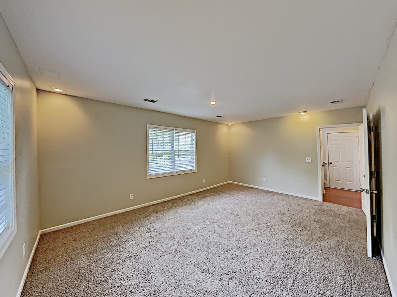 4030 Mount Vernon Dr, Woodstock photo 8