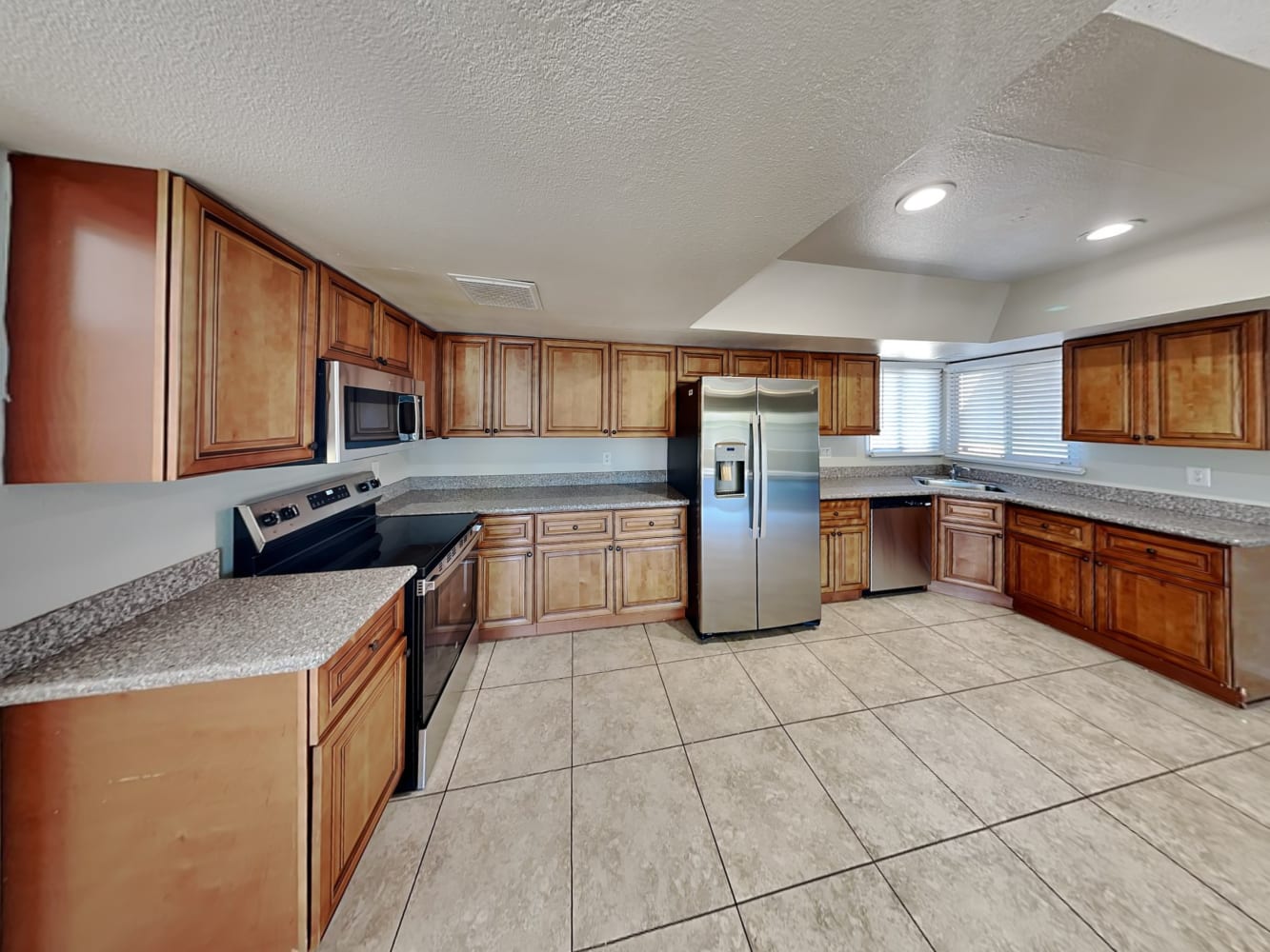 4033 W San Juan Ave, Phoenix photo 8
