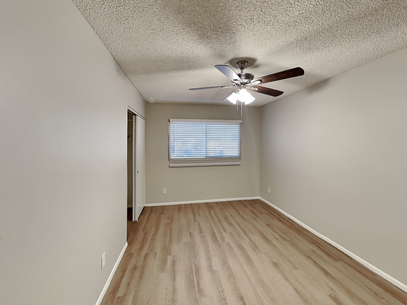 4033 W San Juan Ave, Phoenix photo 15