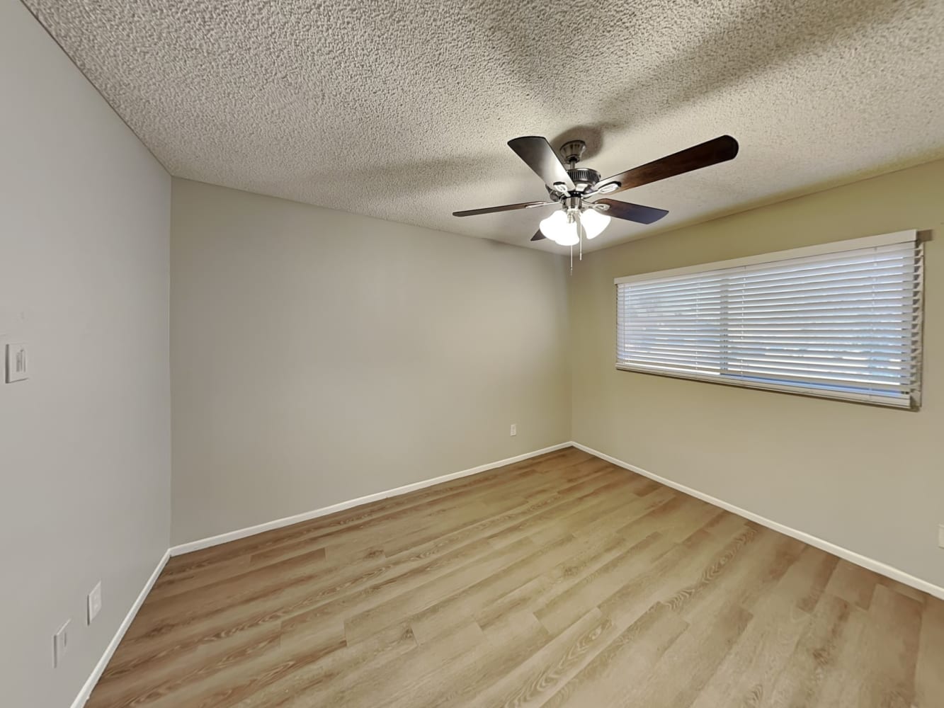 4033 W San Juan Ave, Phoenix photo 13