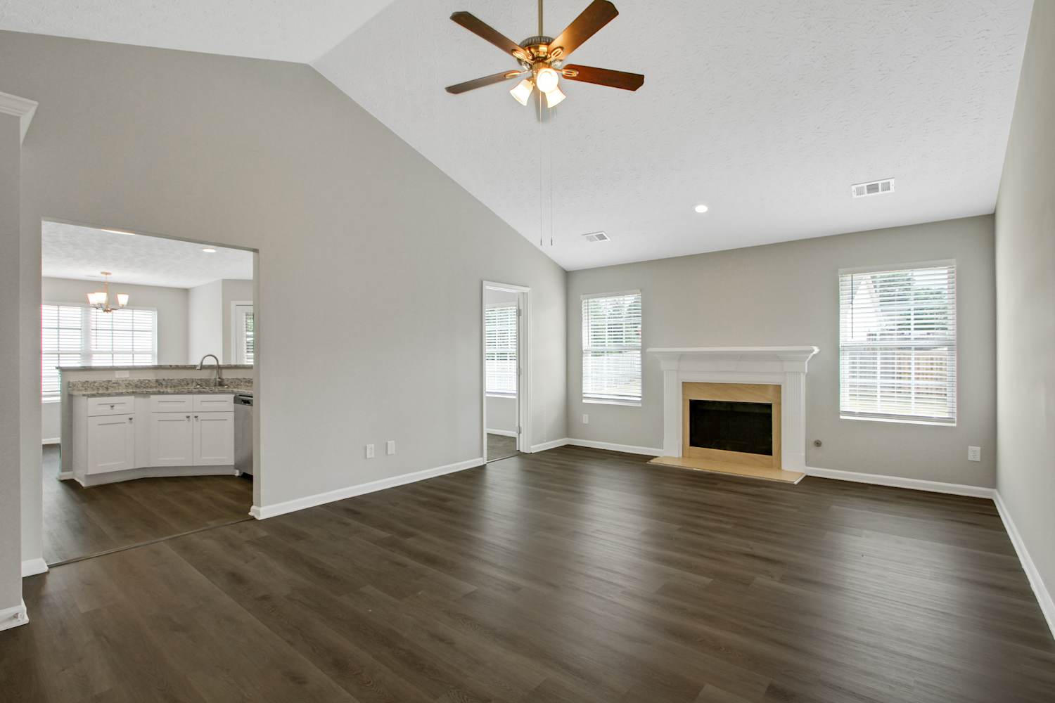 4035 Hollow Spring Trl, Loganville photo 6