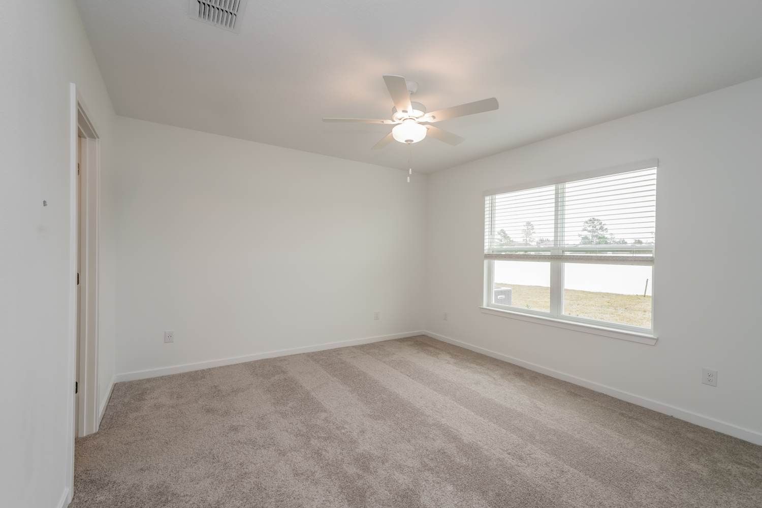 4042 Obsidian Dr, Spring Hill photo 14