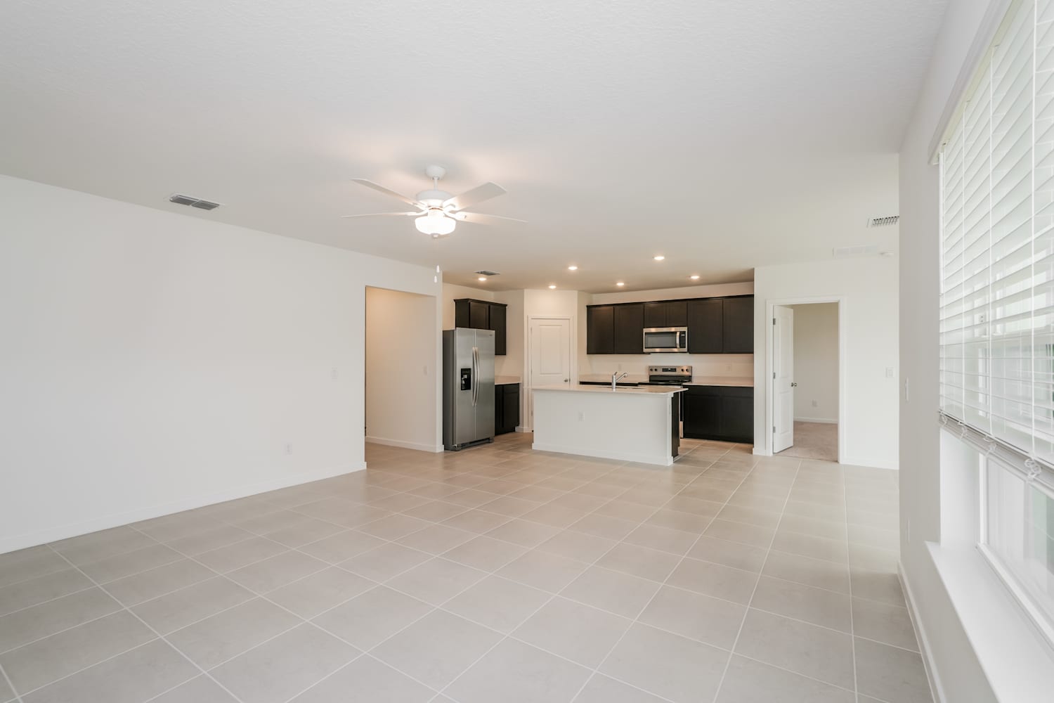 4042 Obsidian Dr, Spring Hill photo 7