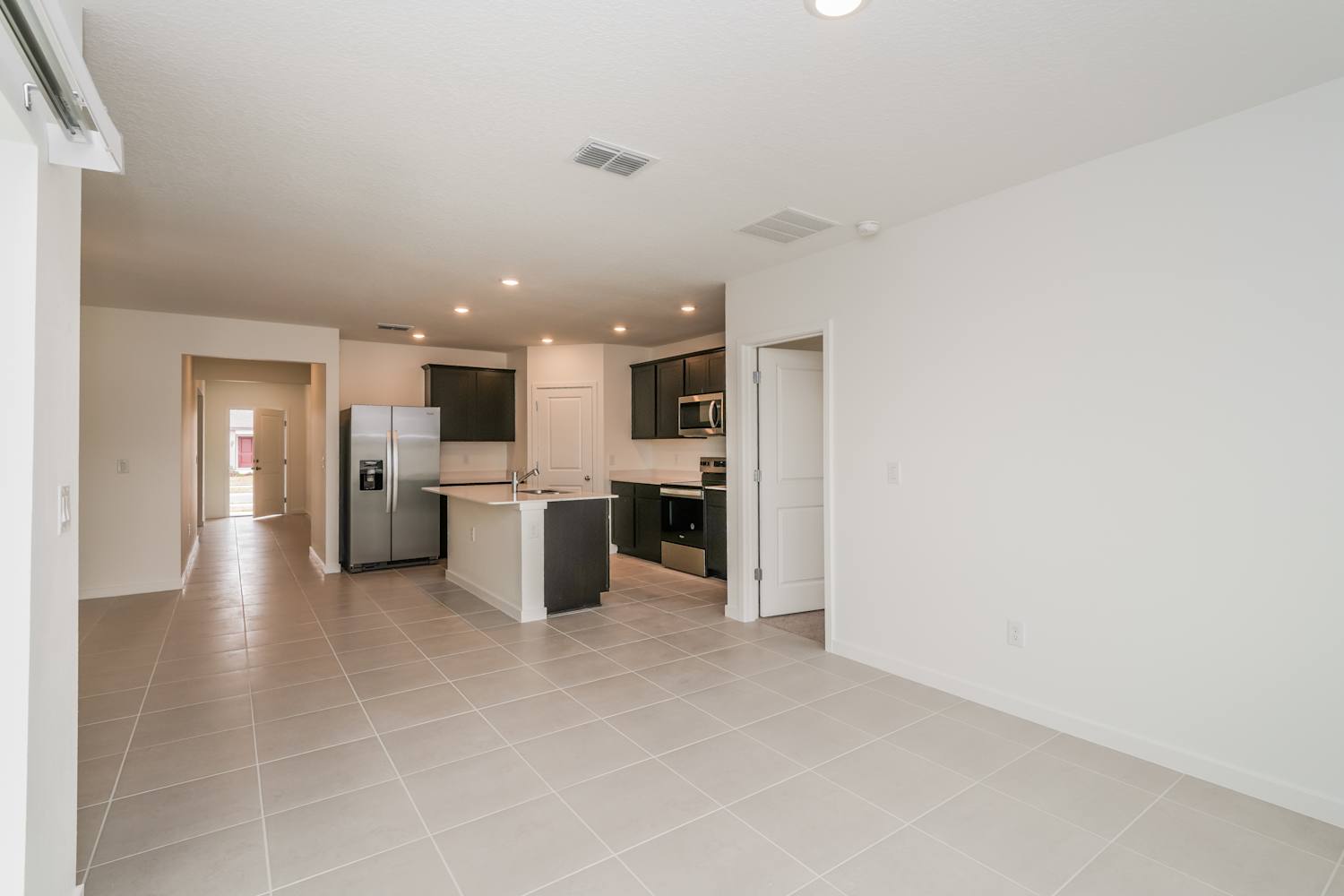 4042 Obsidian Dr, Spring Hill photo 10