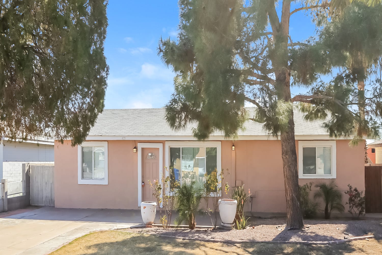 Front of 405 E Butler Dr, Phoenix, AZ