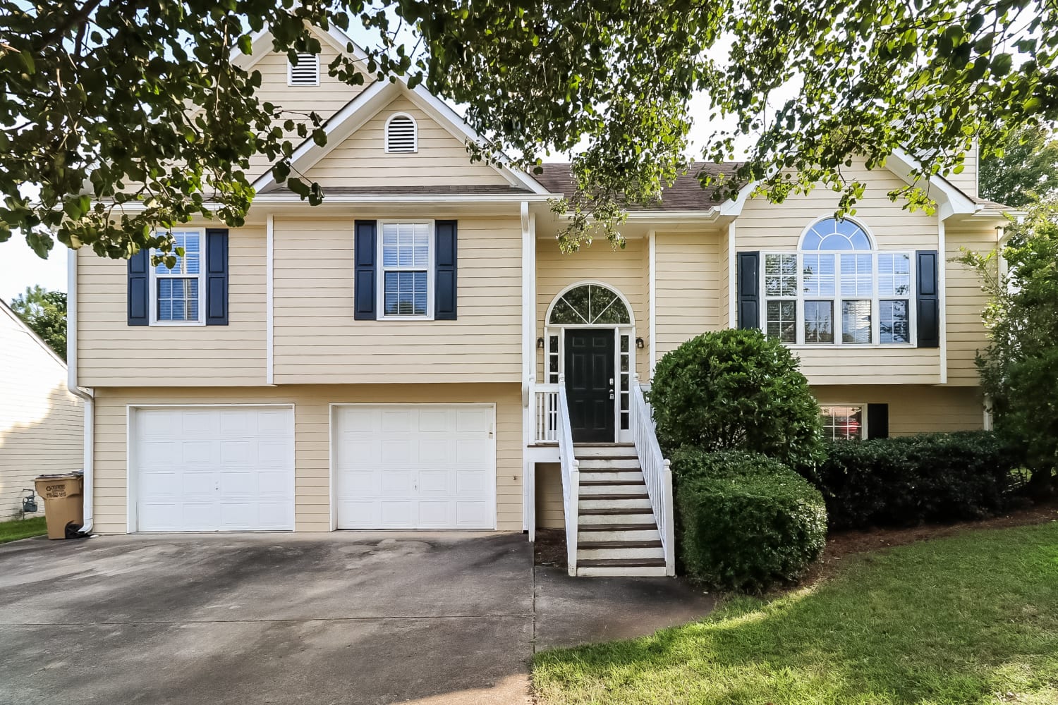 4067 Mount Vernon Dr, Woodstock photo 1