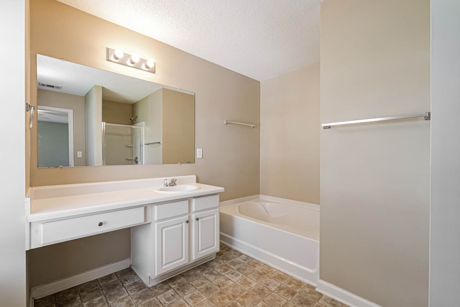 407 Windstone Trl, Alpharetta photo 12