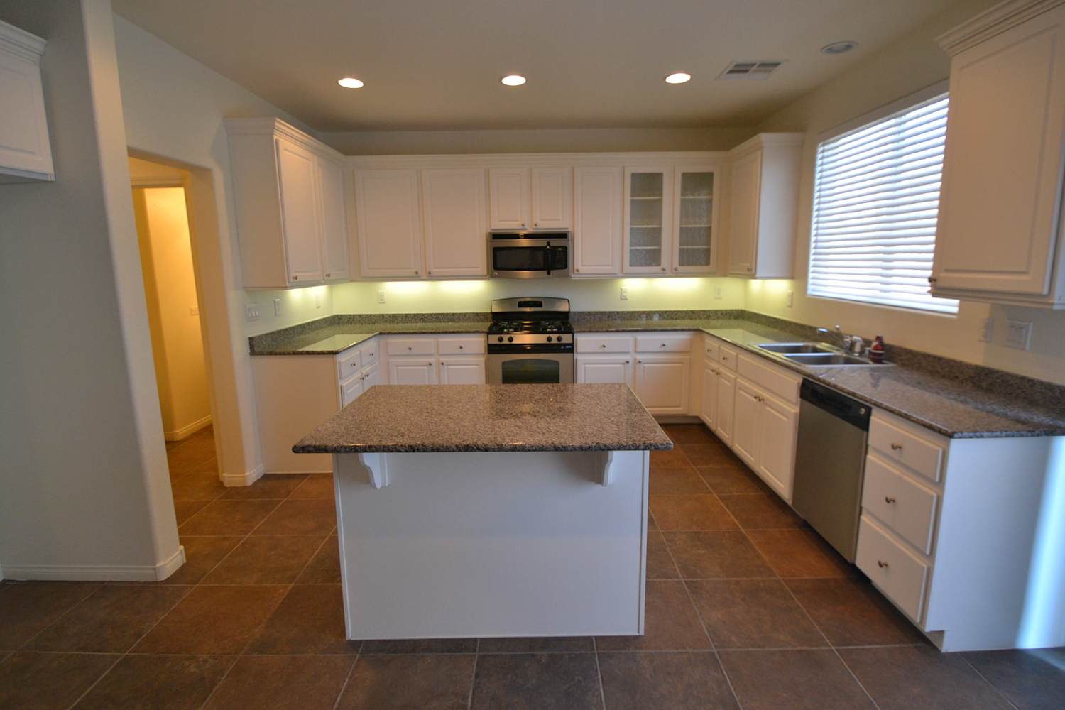 408 Prairie Moon Ave, North Las Vegas photo 4