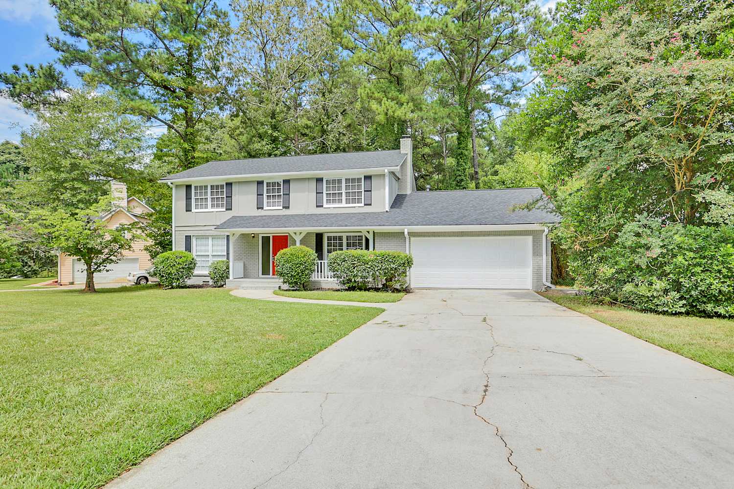 Front of 4080 Ballina Dr, Decatur, GA