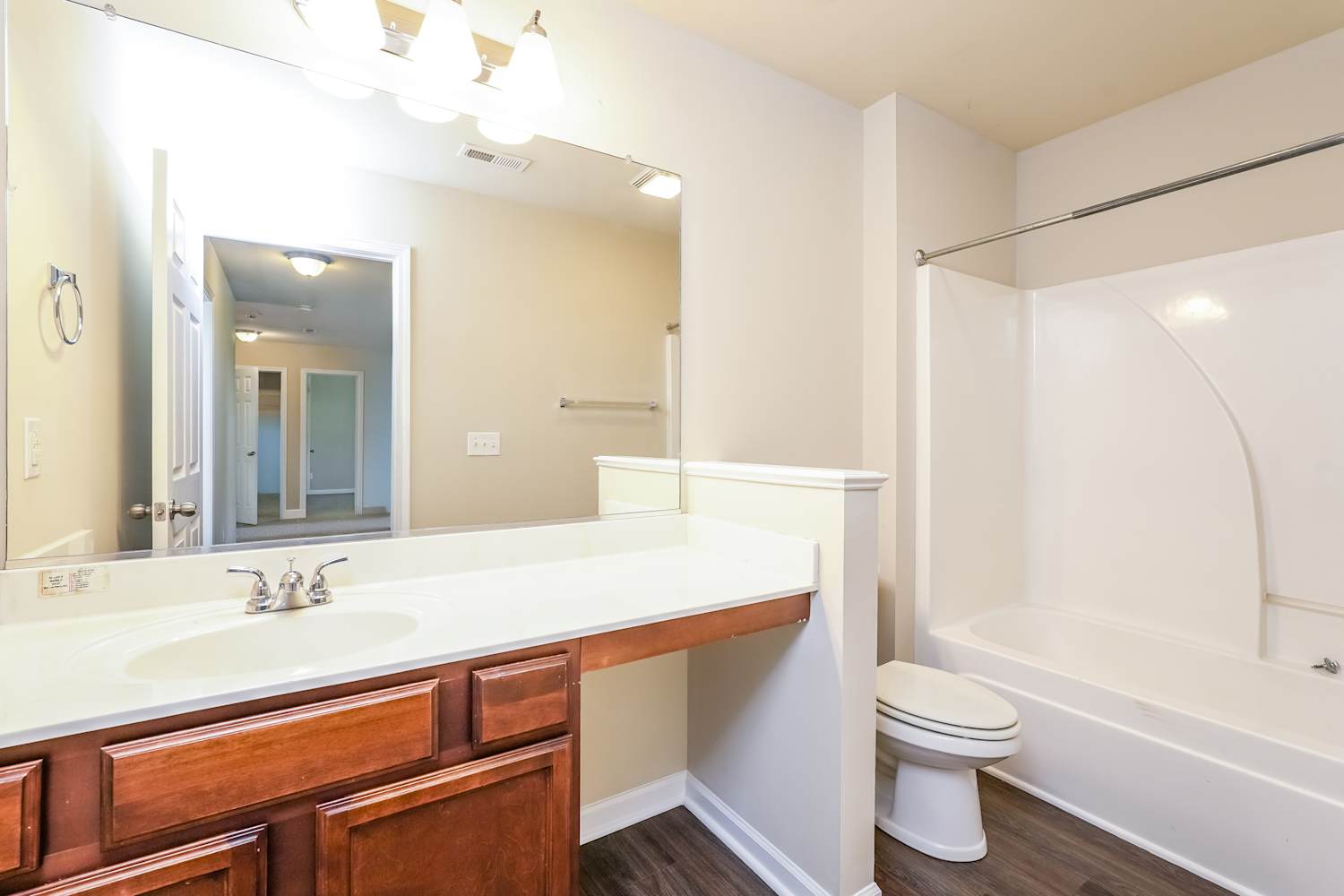 4104 Vershire Ave, Greensboro photo 16