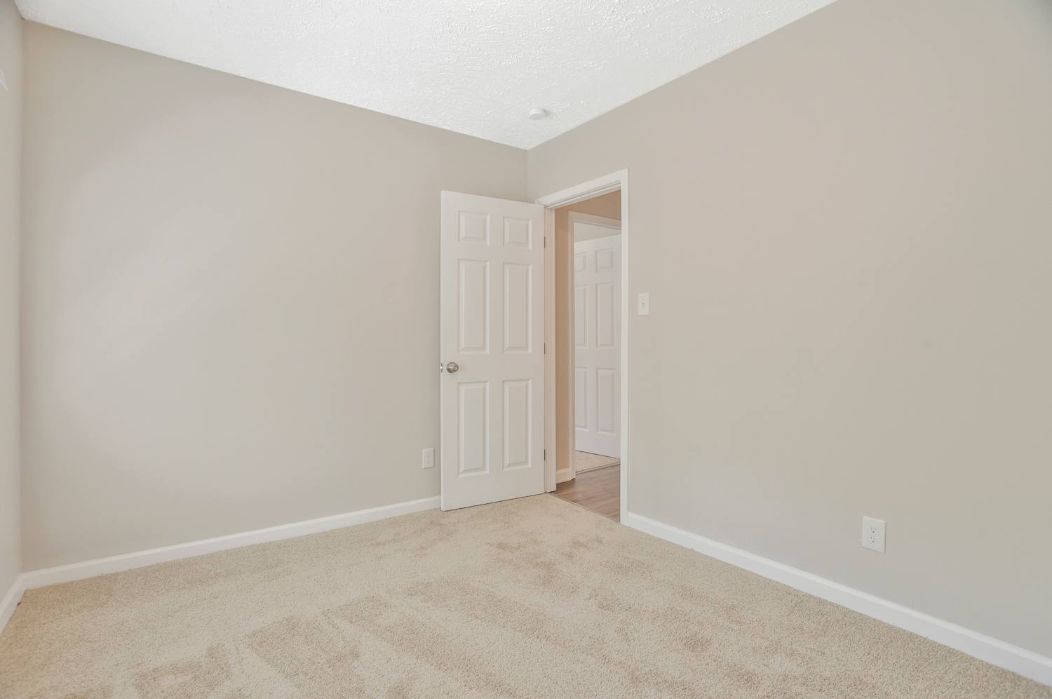 411 Forrest Ridge Dr Nw, Atlanta photo 17