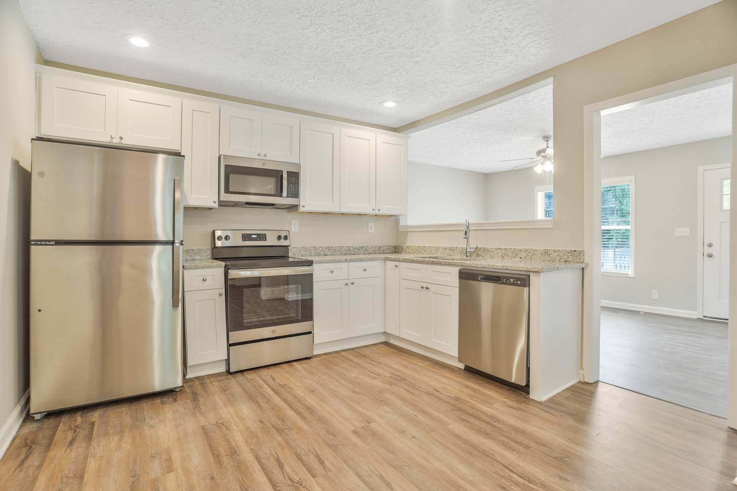 411 Forrest Ridge Dr Nw, Atlanta photo 10