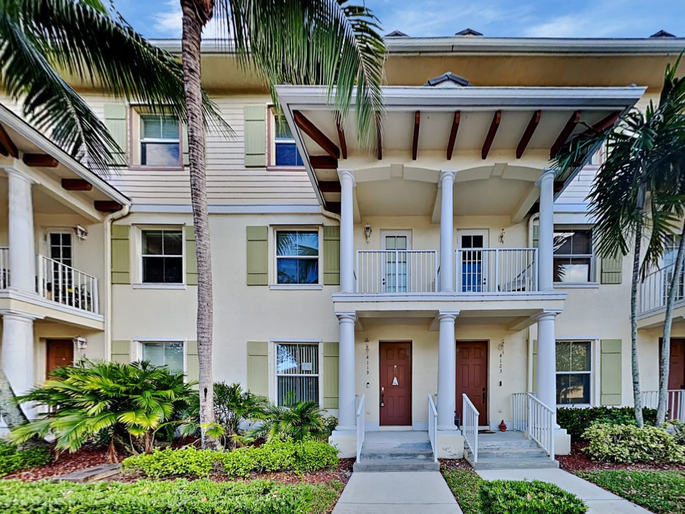 Front of 4119 Parkside Dr, Jupiter, FL