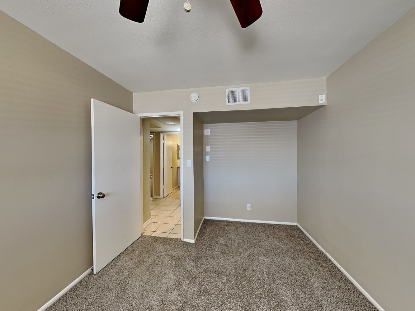 4122 W Echo Ln, Phoenix photo 11