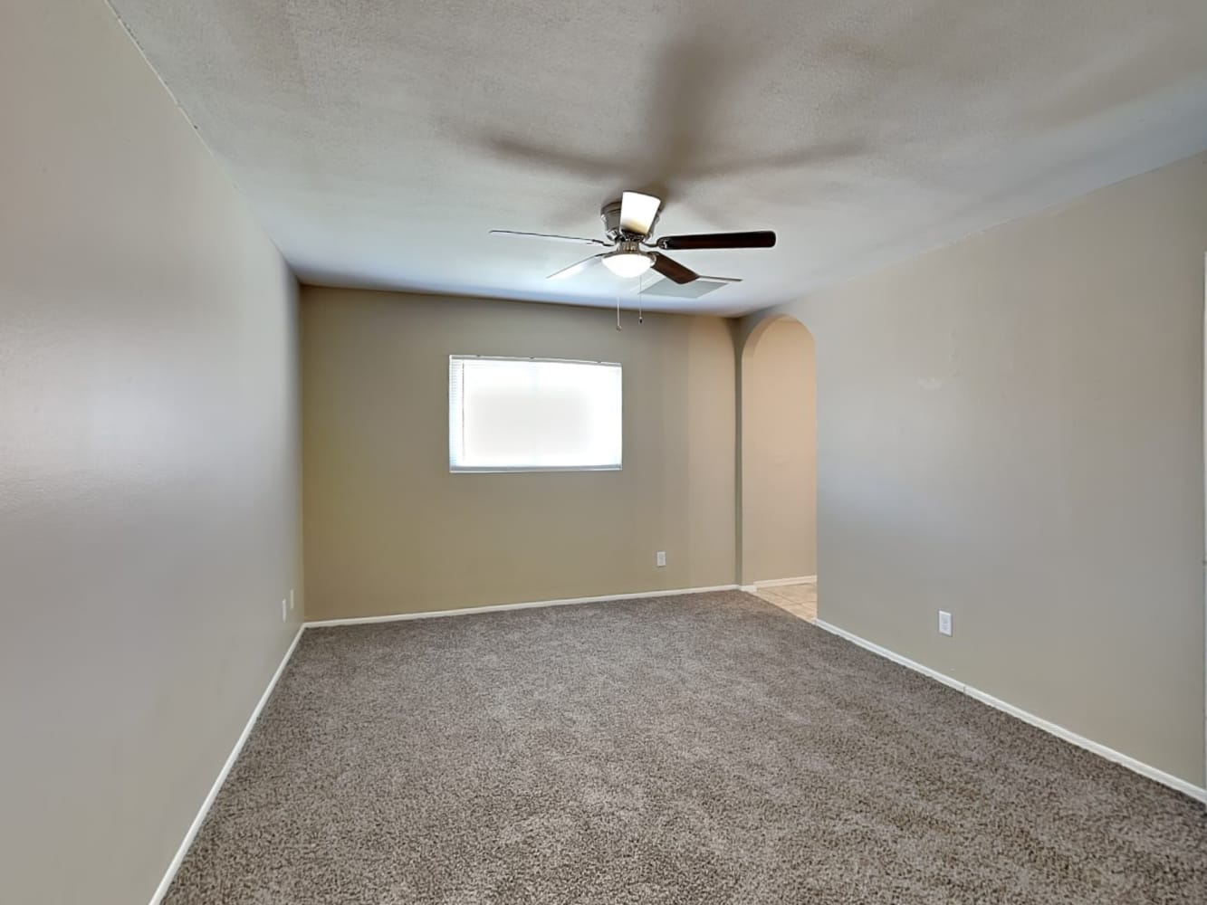 4122 W Echo Ln, Phoenix photo 9