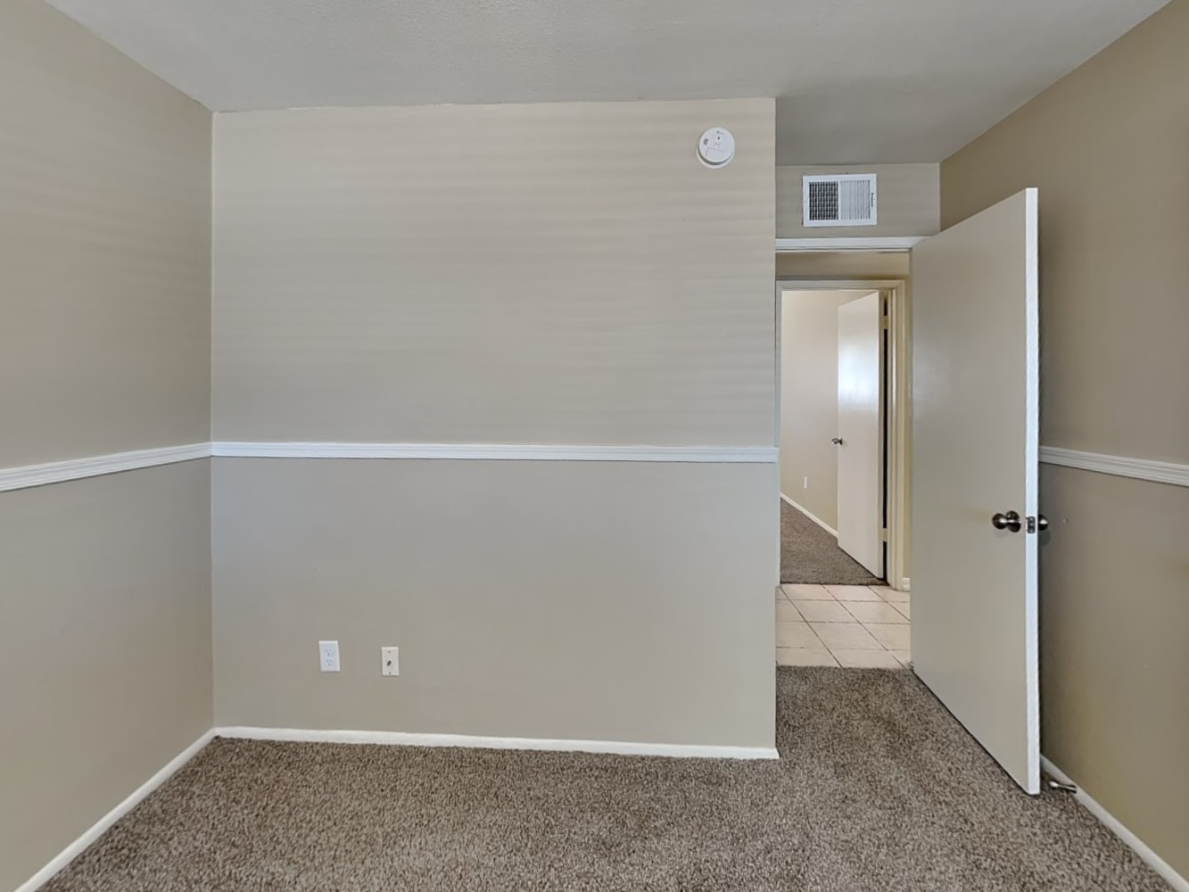 4122 W Echo Ln, Phoenix photo 14