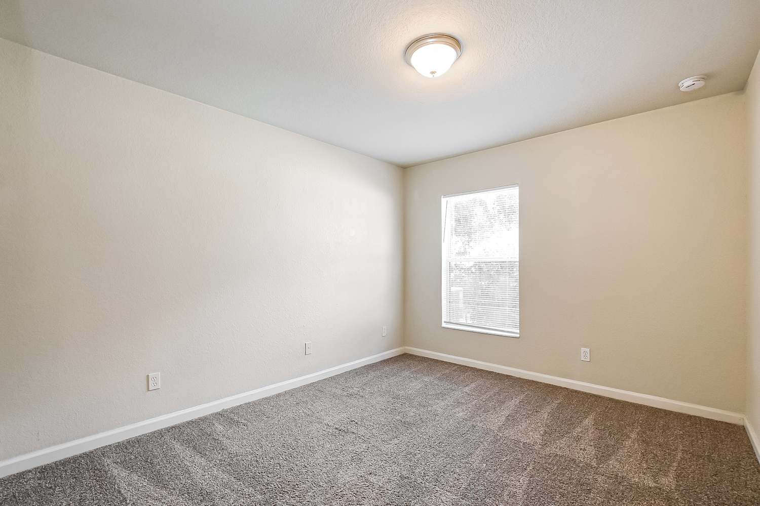 415 Balboa Blvd, Clermont photo 14