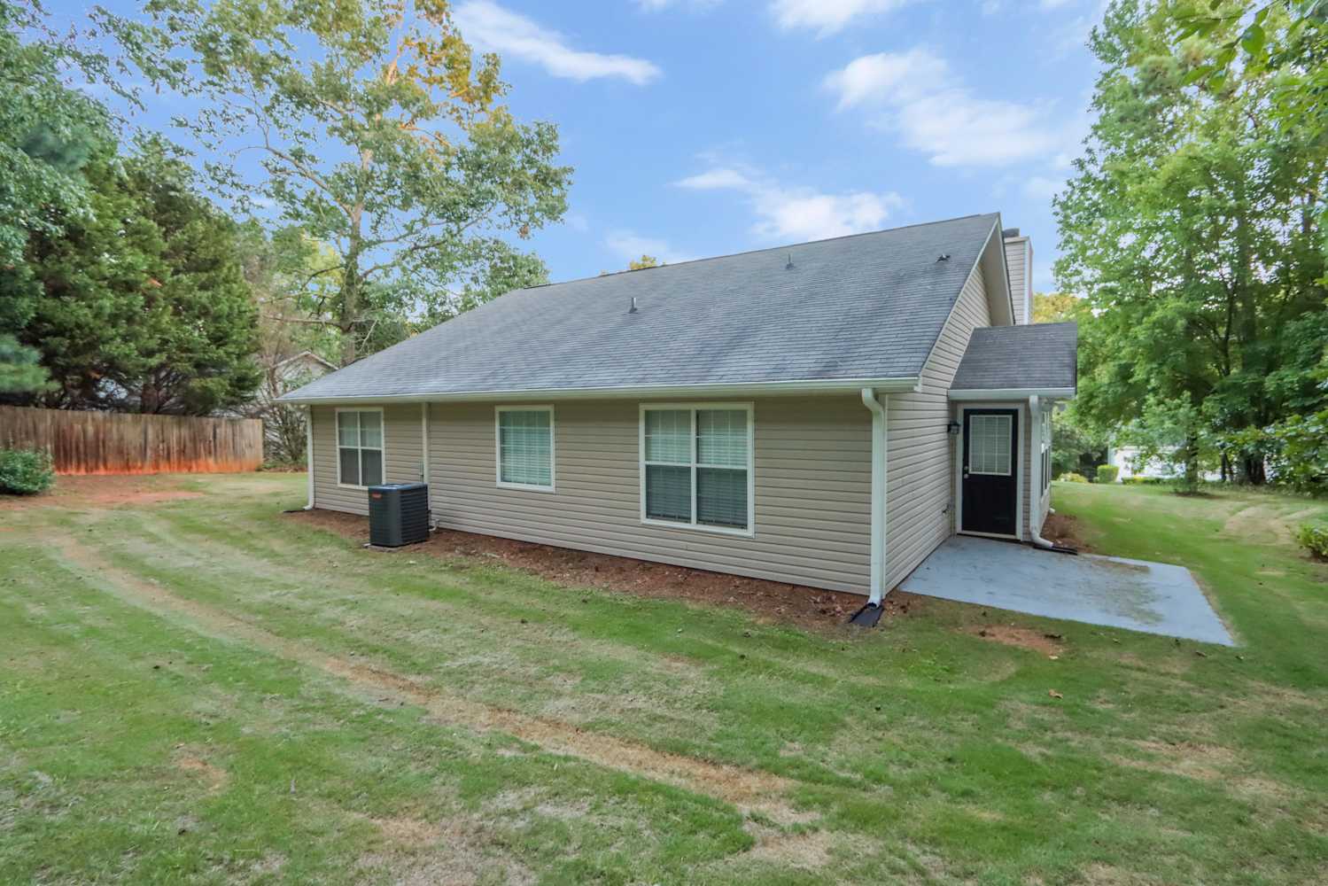 415 Cambridge Way, Covington photo 23