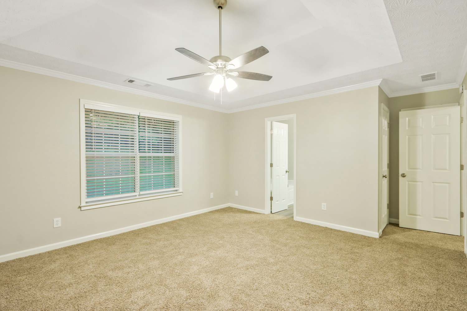 415 Cambridge Way, Covington photo 13