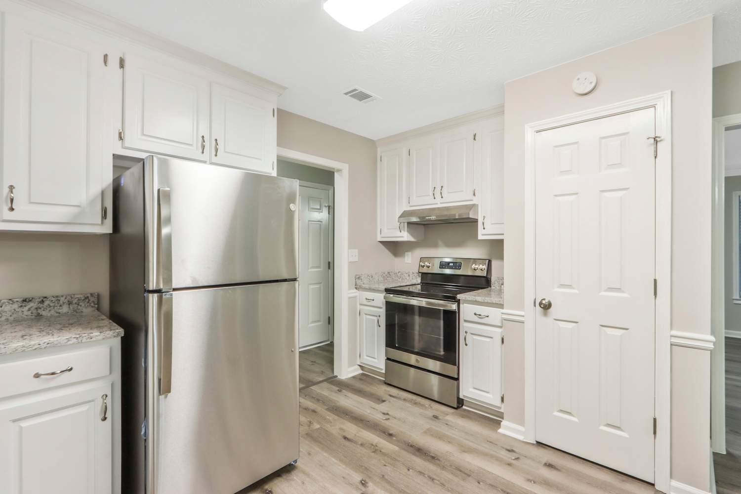 415 Cambridge Way, Covington photo 9