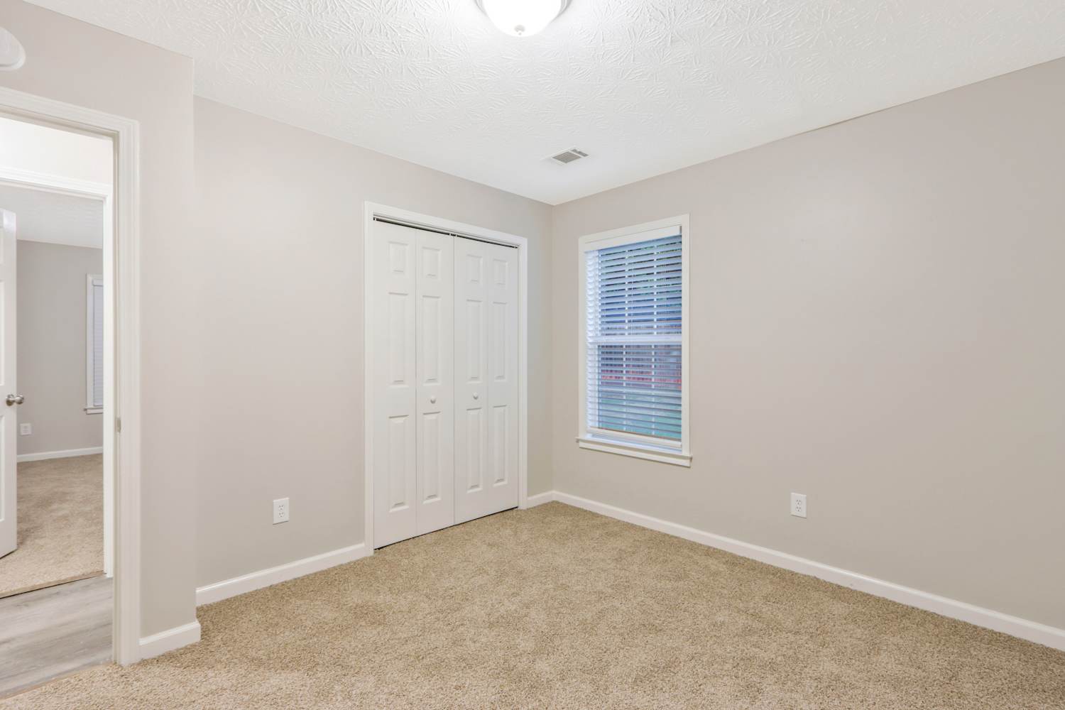 415 Cambridge Way, Covington photo 15