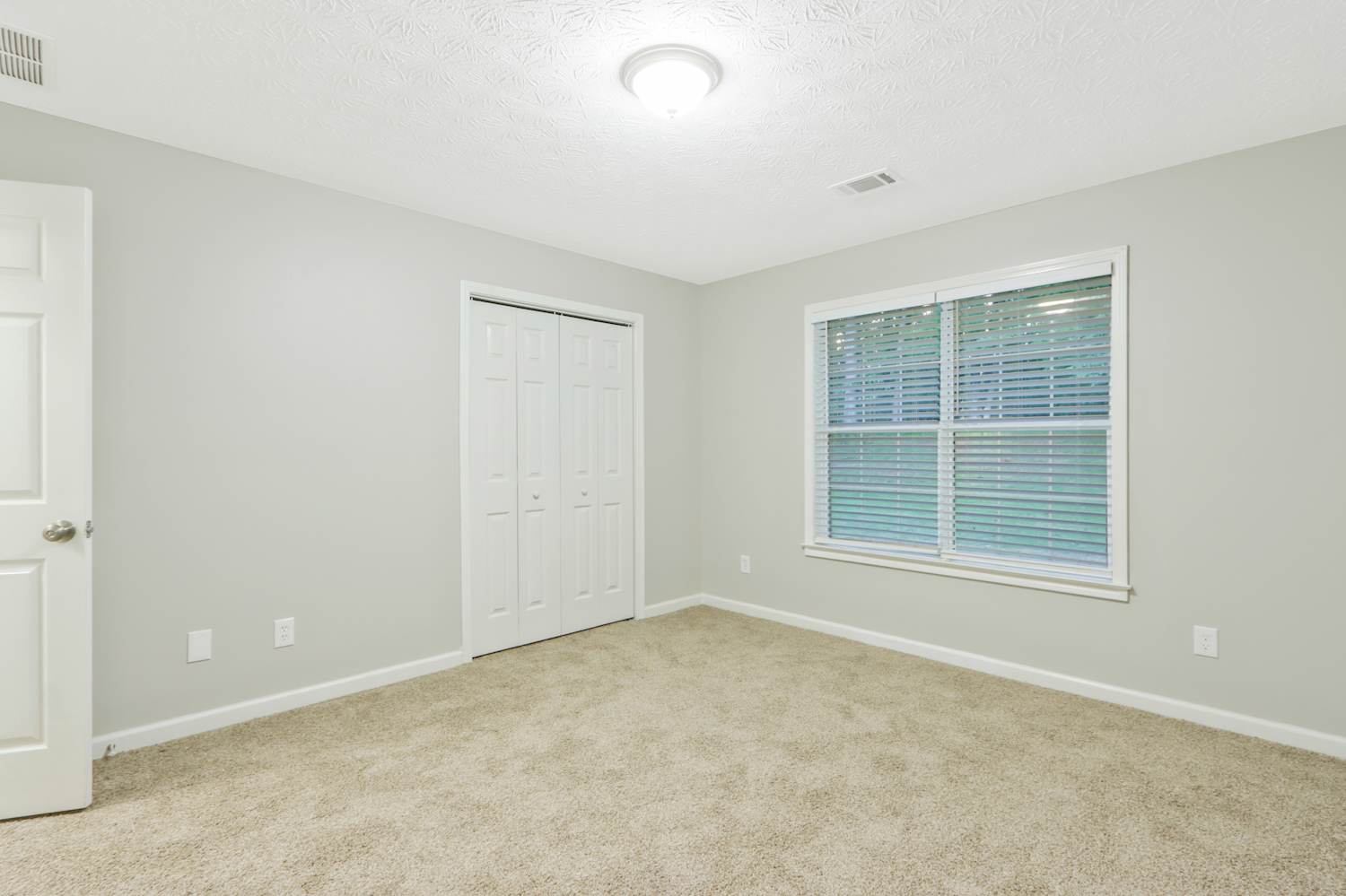 415 Cambridge Way, Covington photo 18