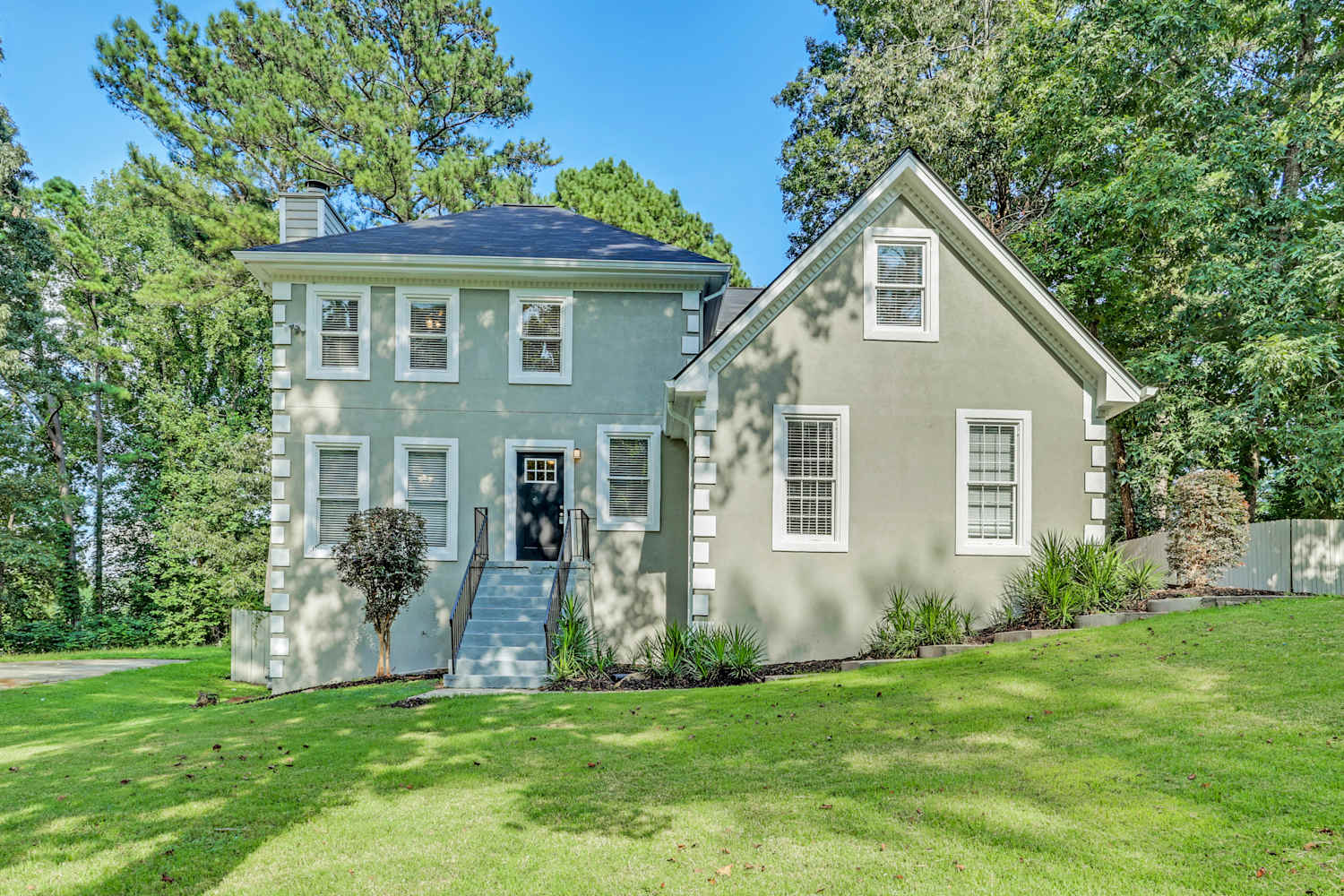 Front of 416 Orchards Walk, Stone Mountain, GA