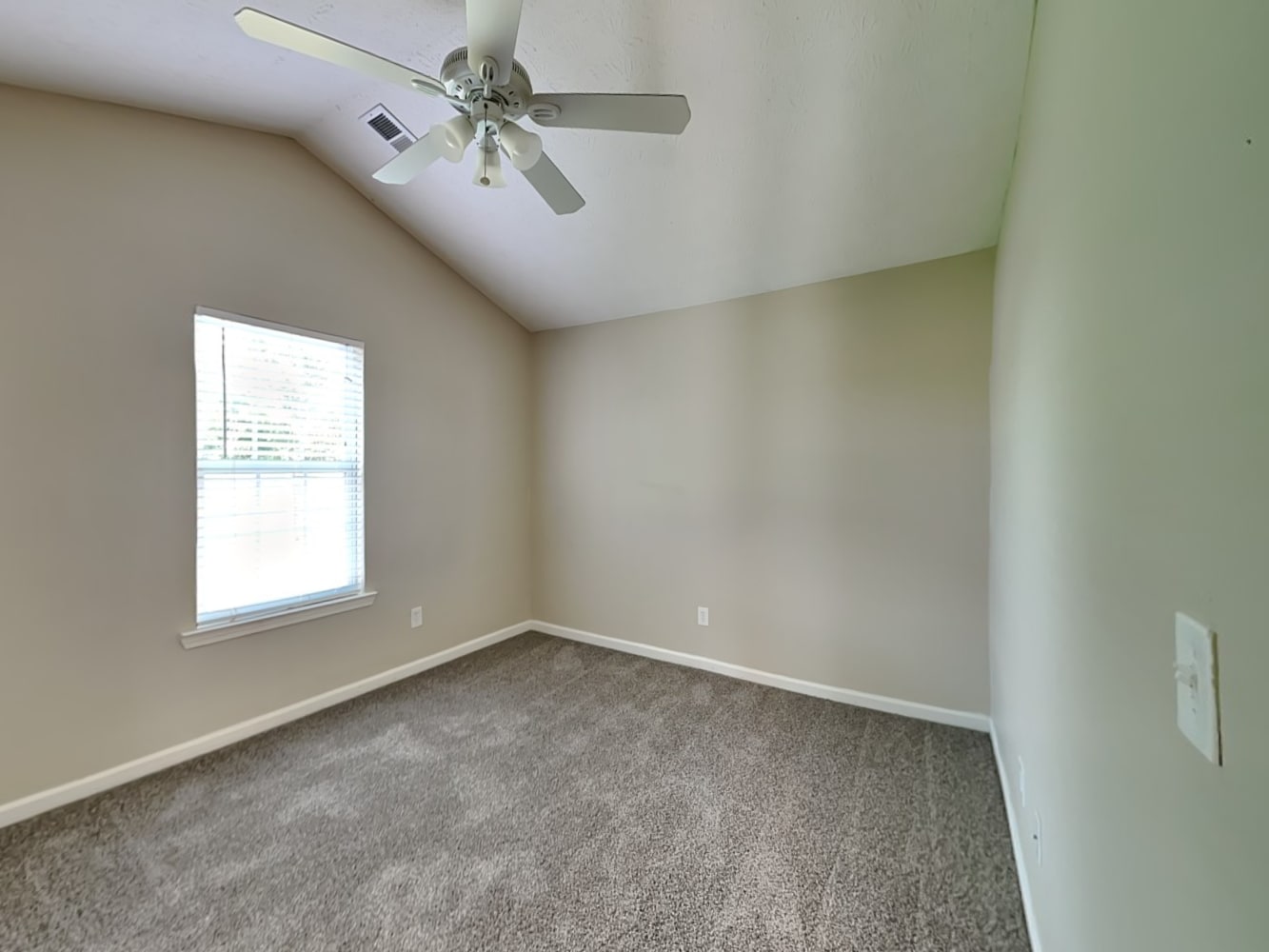 417 Autumn Lake Ct, McDonough photo 12