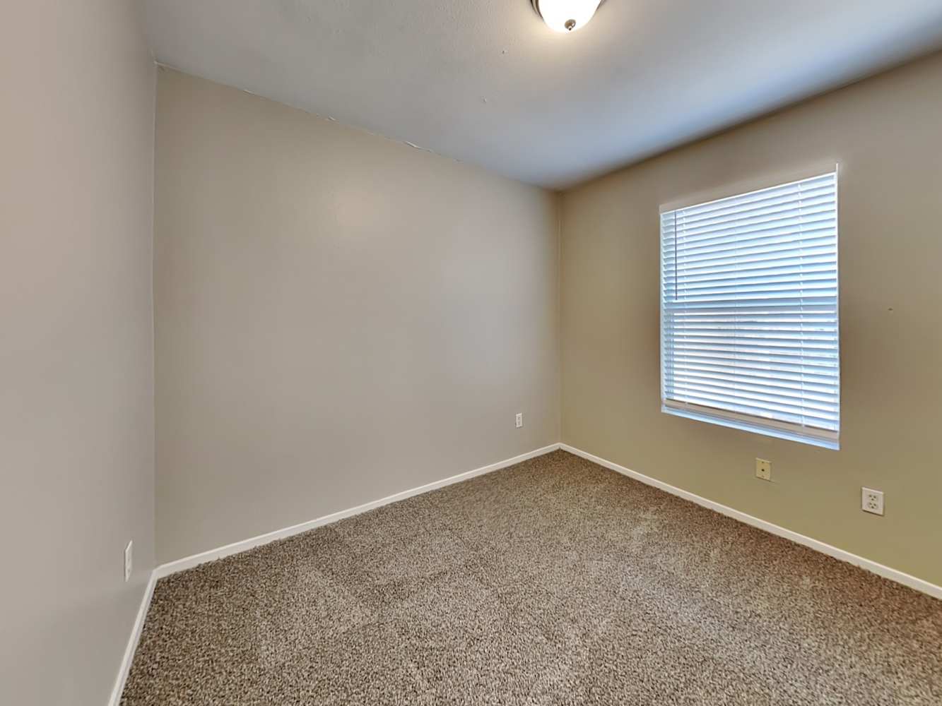 417 Casie Ct, Denton photo 13
