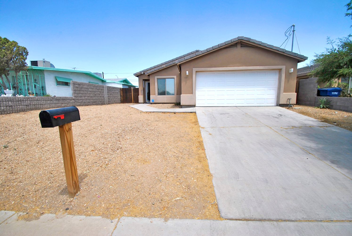 Front of 417 S 7th St, Avondale, AZ