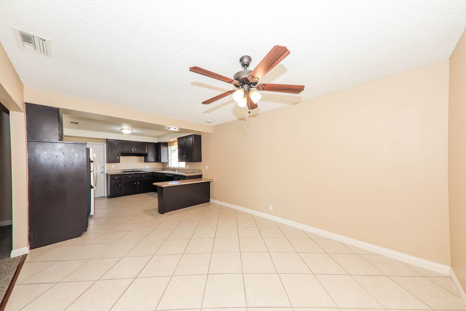 41797 Royal Palm Dr, Hemet photo 7