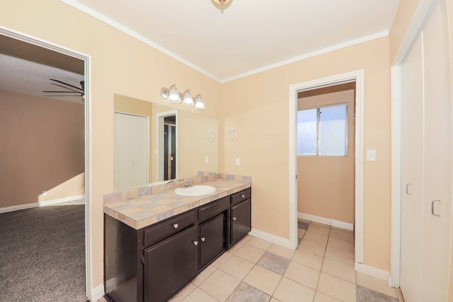 41797 Royal Palm Dr, Hemet photo 13