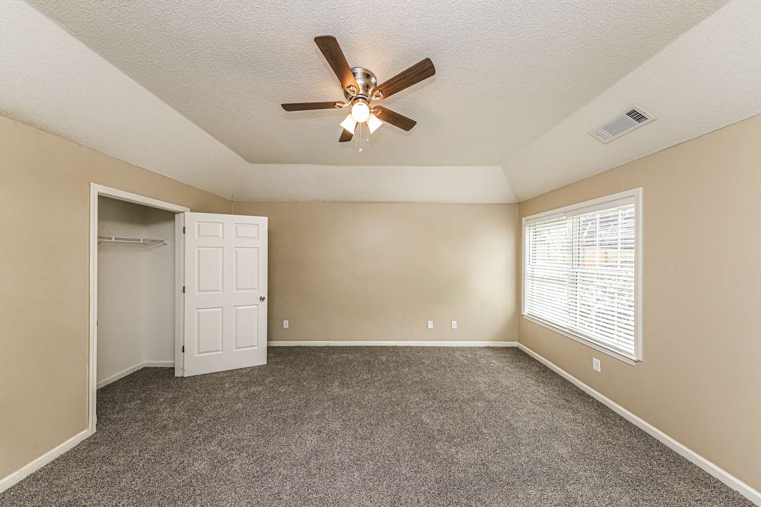 4185 Soaring Dr, Douglasville photo 12