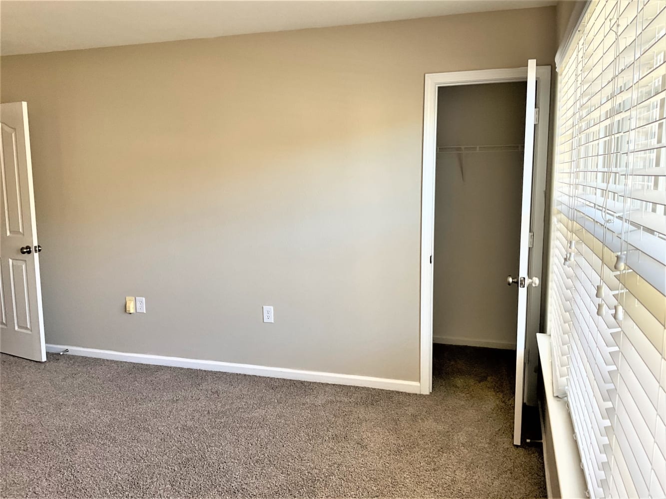 419 Ferrell Ave, Charlotte photo 12