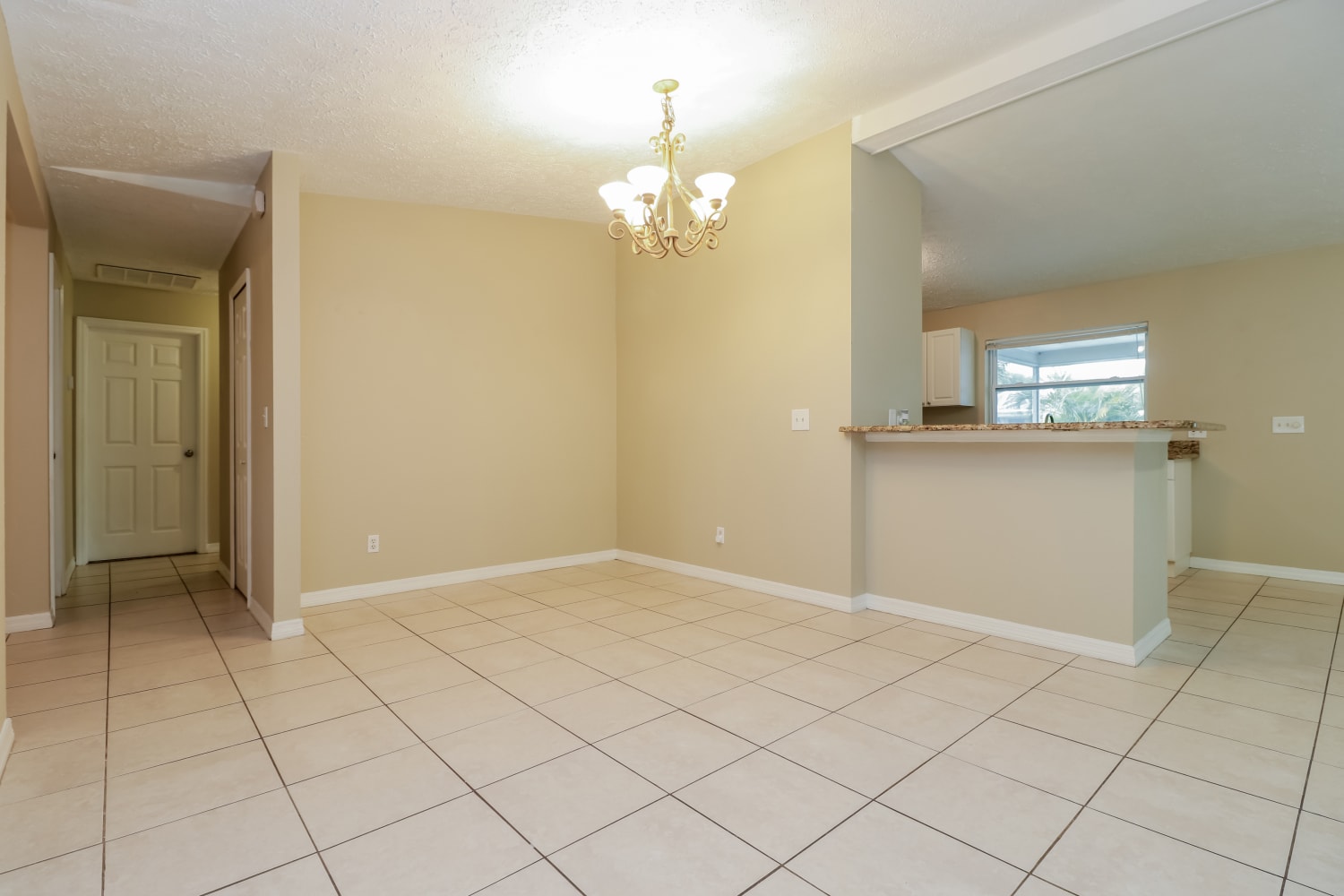 419 SW 39th Ter, Cape Coral photo 8