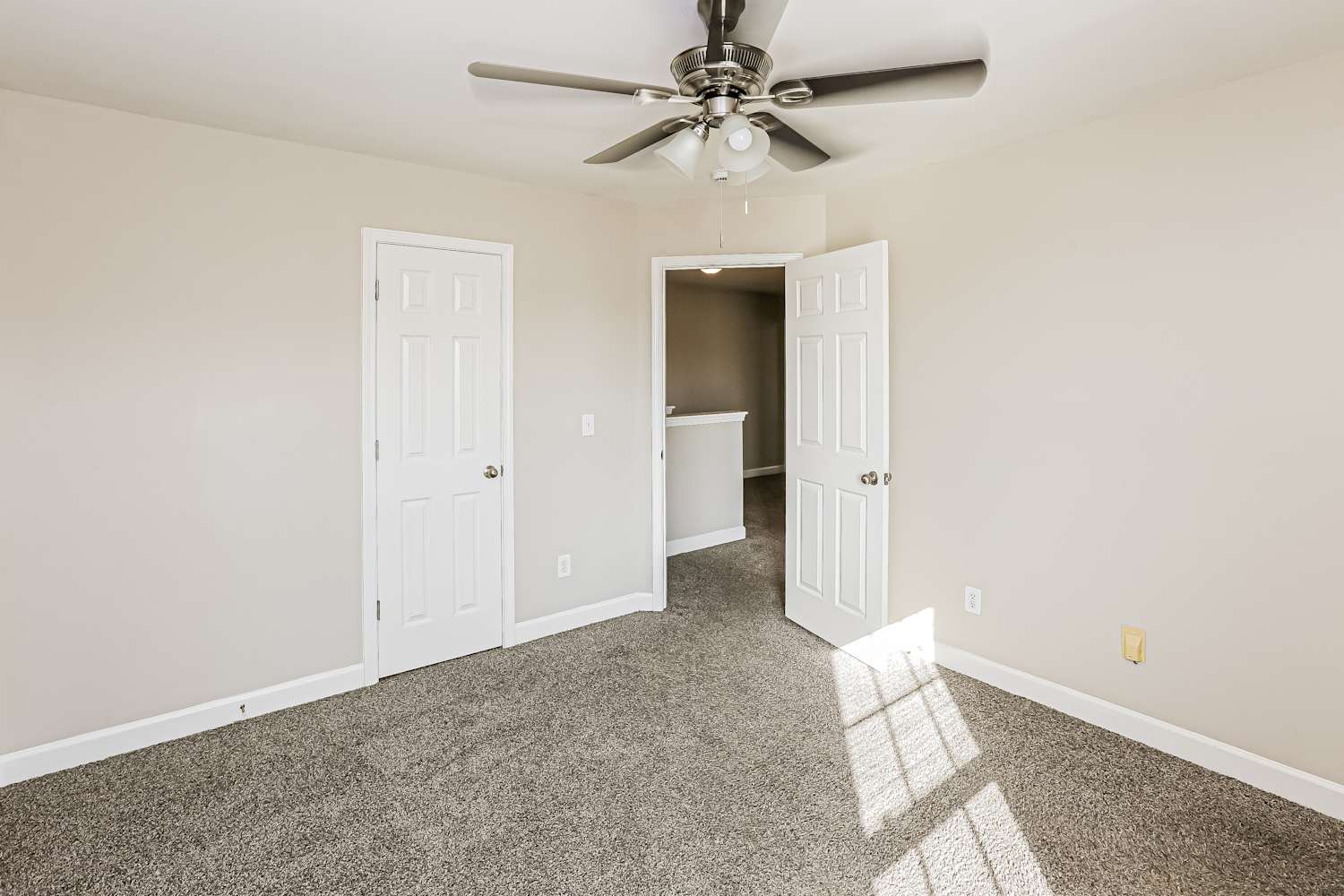 4193 Broadstairs Dr, Concord photo 12