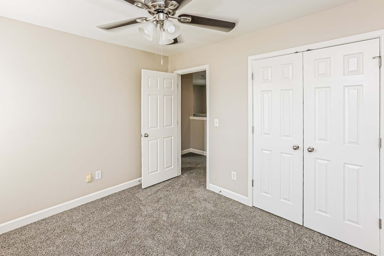 4193 Broadstairs Dr, Concord photo 11