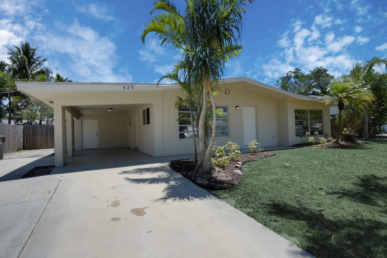 Front of 420 Philadelphia Dr, Jupiter, FL