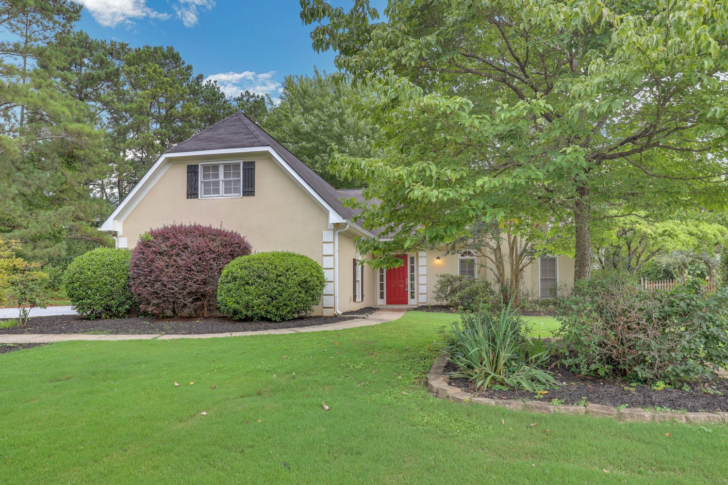 Front of 4201 Keheley Lake Dr Ne, Marietta, GA