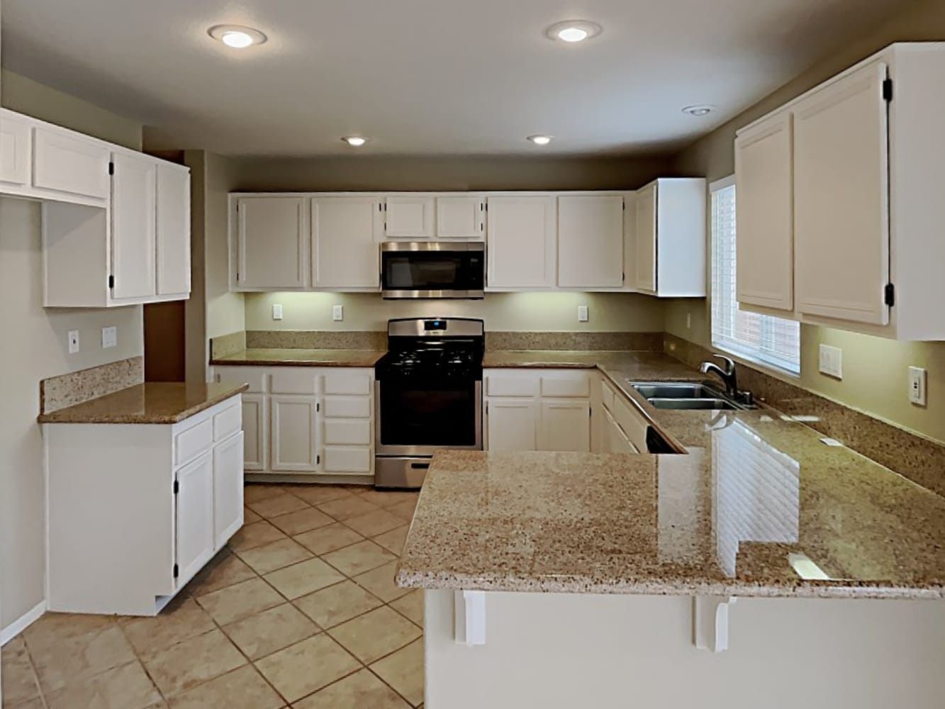 42078 Pacific Grove Way, Temecula photo 8