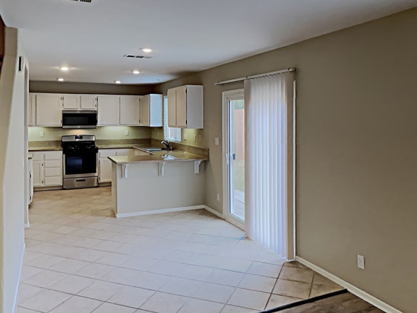 42078 Pacific Grove Way, Temecula photo 7
