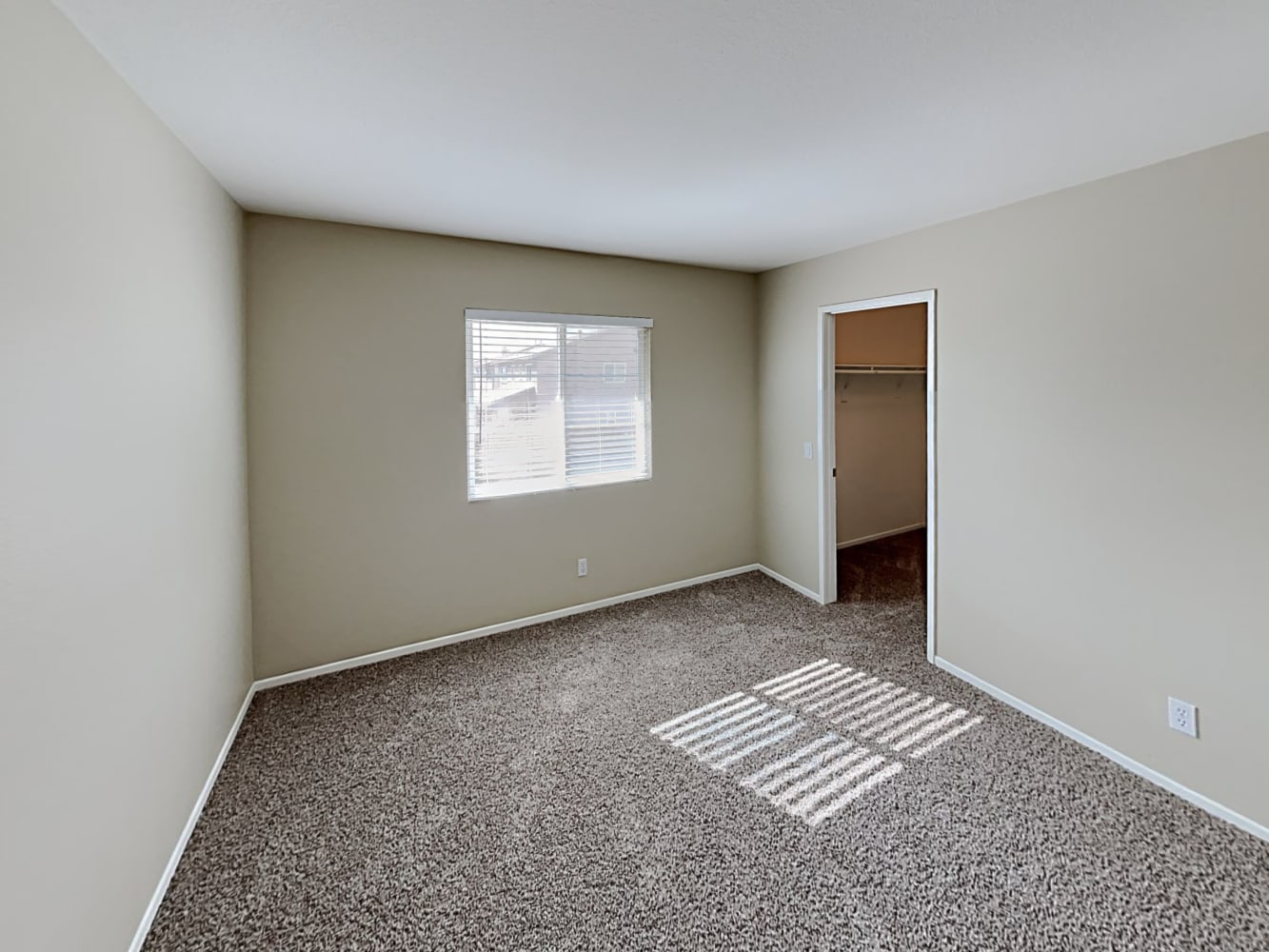 42078 Pacific Grove Way, Temecula photo 16