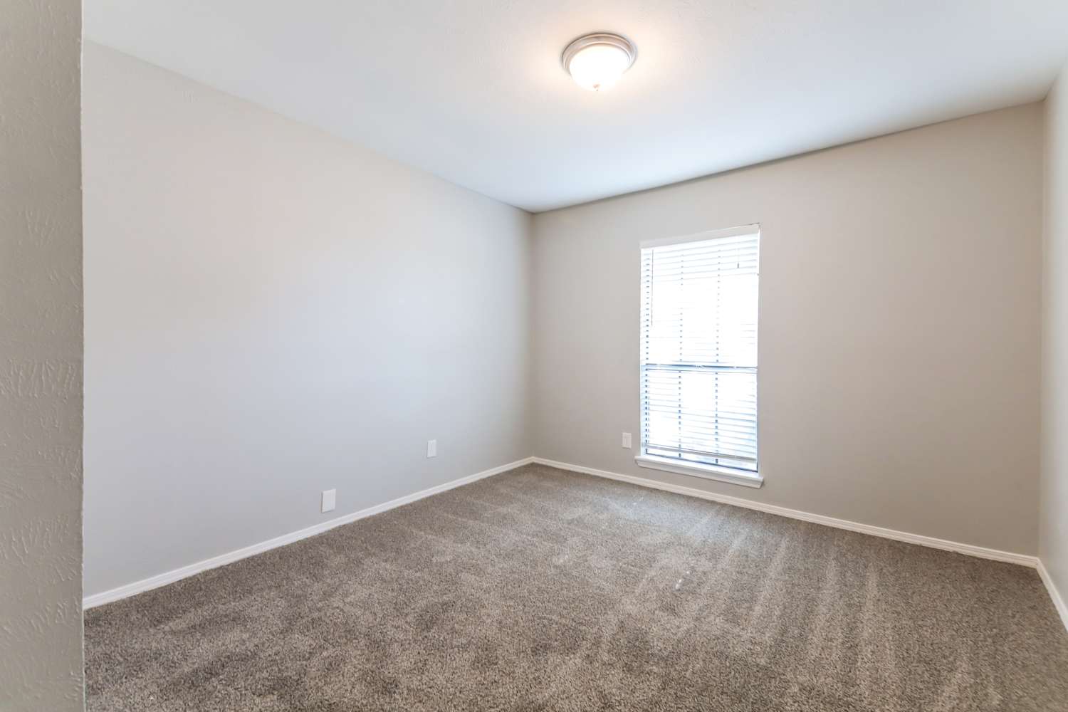 421 Kingsbridge Dr, Garland photo 13