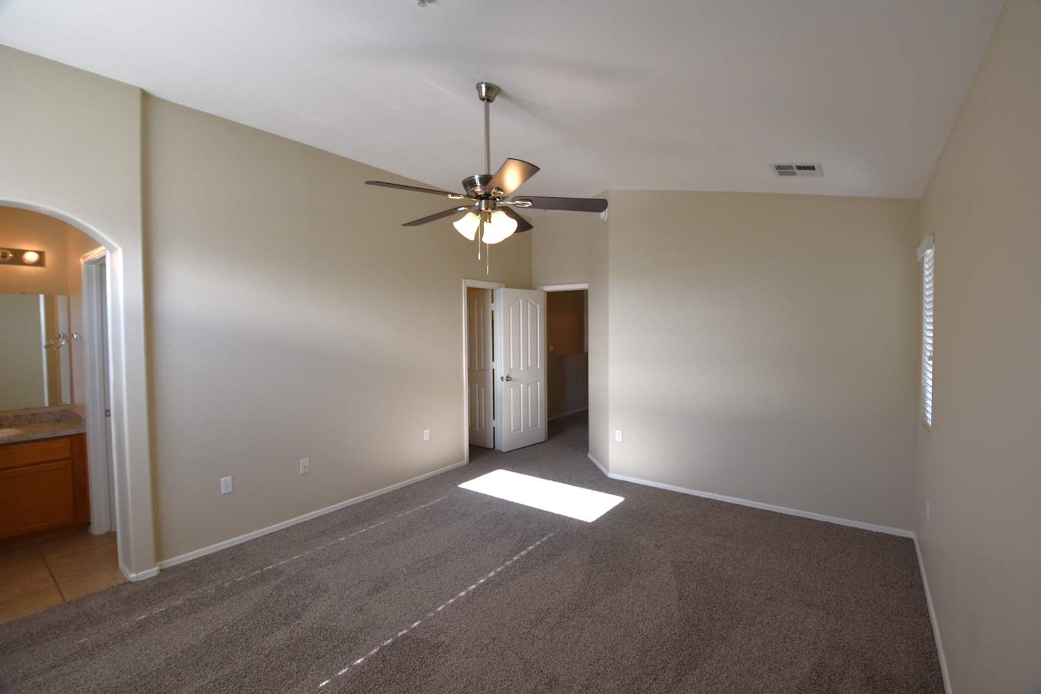 421 N 168th Ln, Goodyear photo 9