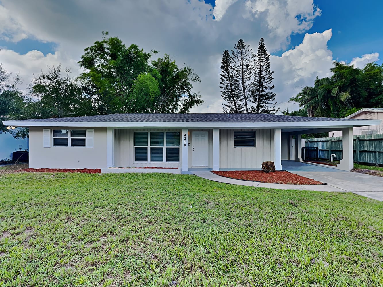 Front of 4218 Baird St, Sarasota, FL