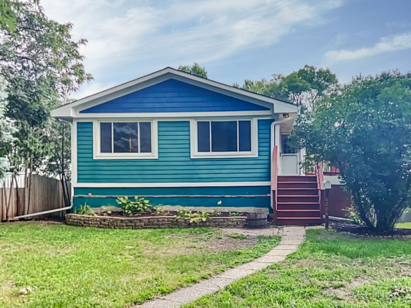 Front of 4224 Grimes Ave N, Robbinsdale, MN