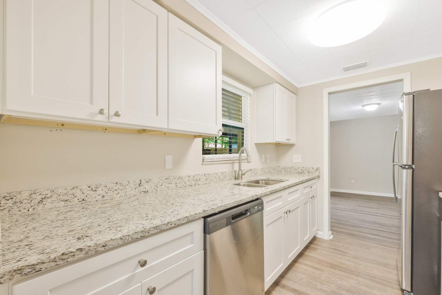 4238 Sabine Dr, Jacksonville photo 8