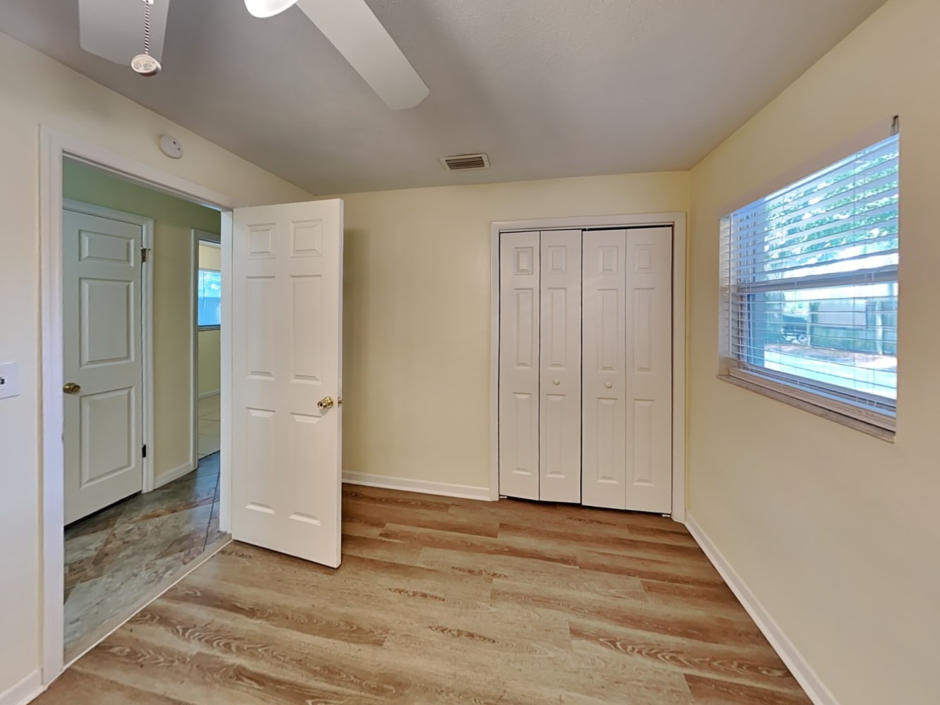 424 Crosswinds Dr, Palm Harbor photo 12